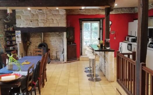 Maison 7 pièces de 180 m² – Charme et authenticité au rendez-vous