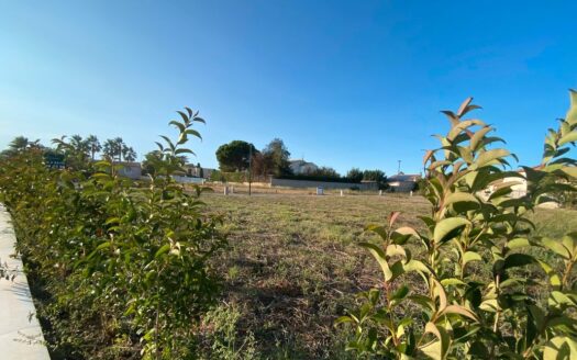 1/3  MAUGUIO Villa neuve 125 M² avec piscine