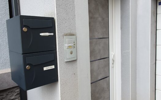 IDÉAL FAMILLES OU COUPLES / RÉNOVÉ / PROGRAMME INTIMISTE / APPARTEMENTS 85 M² / JARDIN PRIVATIF