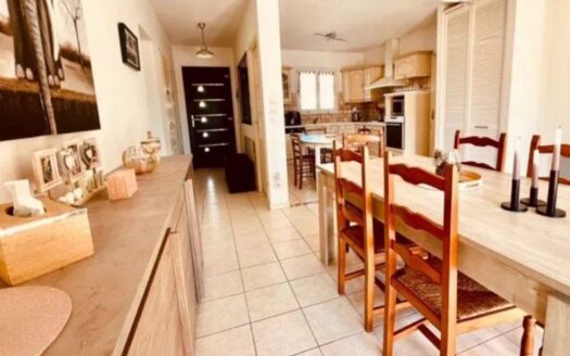 Maison 8 pièces 182 m2