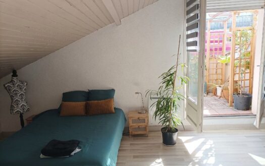 Superbe Duplex avec Terrasse Spacieuse – parking/terrasse/balnéo