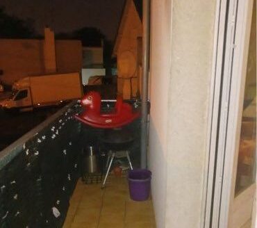 Studio/F1 avec balcon et place de parking