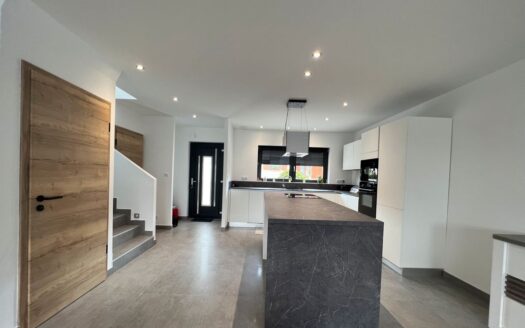 5 pièces 113.13 m² 260 m² A INGERSHEIM, Maison individuelle de 2022 de 113 m² sur un terrain de
