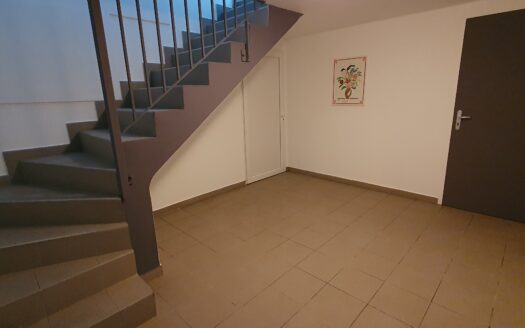 IDÉAL FAMILLES OU COUPLES / RÉNOVÉ / PROGRAMME INTIMISTE / APPARTEMENTS 85 M² / JARDIN PRIVATIF