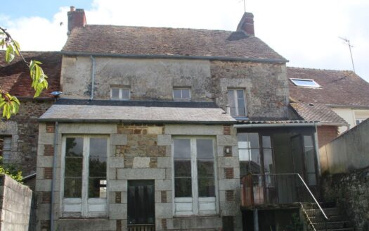 Maison à rénover avec jardin sans vis -à -vis