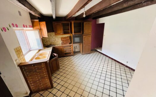 Maison de ville 87 m² GROS POTENTIEL/IDÉALEMENT SITUÉE