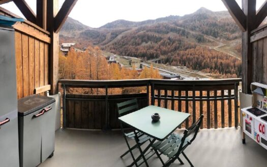 Appartement isola 2000
