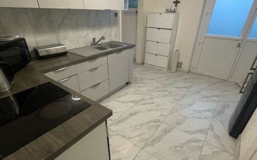 Maison d’Exception de 300 m² avec Jardin de 3100 m²