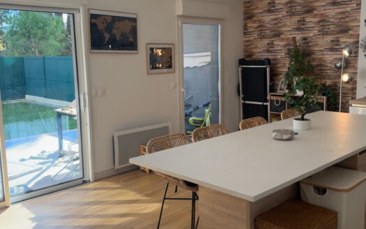 Appartement T3 Lumineux et Calme avec Extérieur Privé