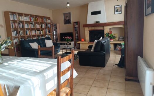 Le Fleix Maison en pierre 6 pièces 89 000