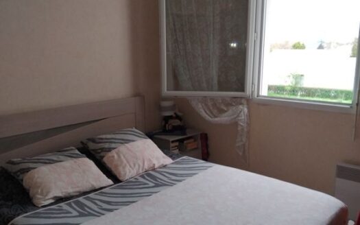 Vends appartement T2 lumineux petite copropriété 2 étages