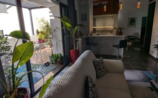 Superbe appartement rénové avec terrasse