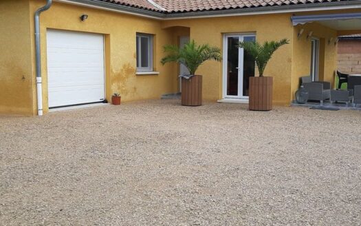 Maison a vendre a cormoz 01560