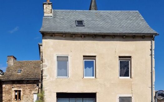 Maison T6 151m2 + studio à Luc