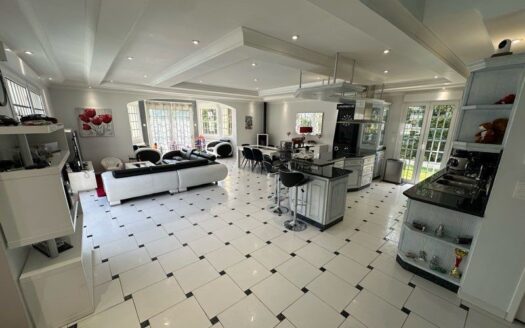 Maison 6 chambres 228m2 Classée C