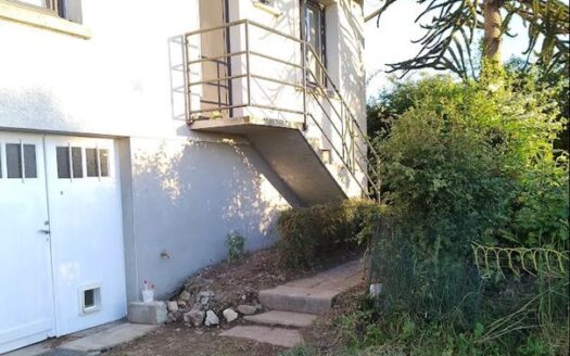Maison avec sous sol total