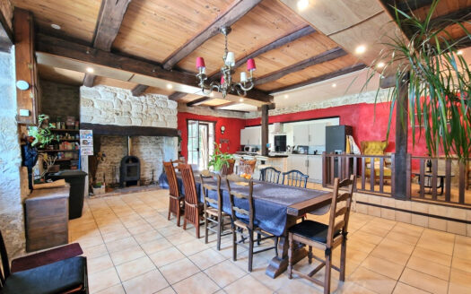 Maison 7 pièces de 180 m² – Charme et authenticité au rendez-vous