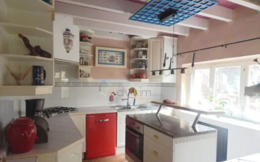 A VENDRE Maison de campagne avec beaucoup de charme