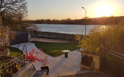 Appartement T3 de 95m² avec Terrasse et Jardin Privatif
