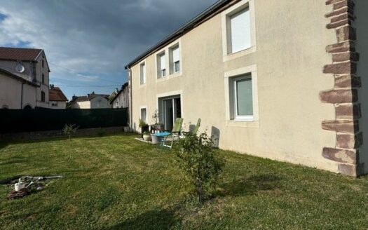 Vente immobilière Ancienne ferme comtoise rénovée