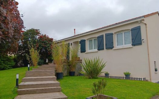 Maison 4 chambres proche commerces