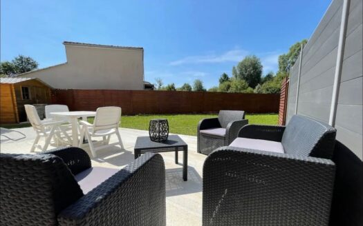 Charmante maison dans une Résidence Calme avec terrasse et jardin sans vis à vis