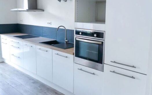 Duplex 3 pièces de 75m², idéalement situé dans Marseille