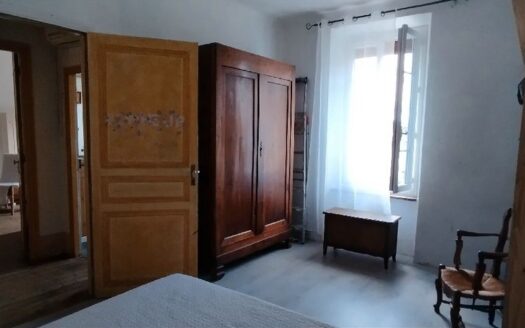IDÉAL FAMILLES NOMBREUSES / MAISON D’HÔTES – 7 CHAMBRES, PANNEAUX SOLAIRES ET CONFORT MODERNE