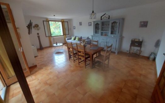 Villa à  Nimes