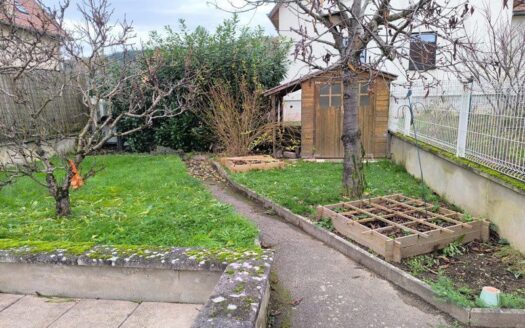 IDEAL FAMILLE- Belle maison de 100 m² avec piscine
