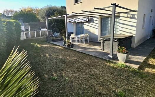 Villa moderne T5 dans quartier résidentiel