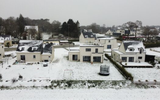 IDÉAL FAMILLE / AMATEUR DE MODERNITÉ – MAISON RÉCENTE 2020, 4 CHAMBRES, VUE MER, JARDIN