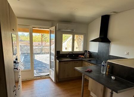 Maison 4 piéces avec terrasse