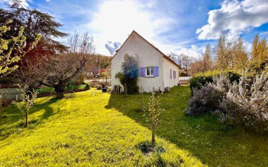 IDEAL FAMILLE- Jolie Maison sur un terrain de 977m²