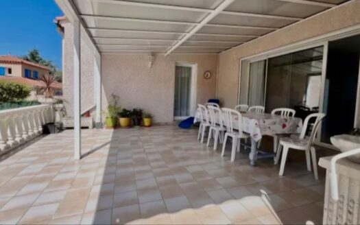 Villa 153 m2 habitable sur 1118 m2 terrain