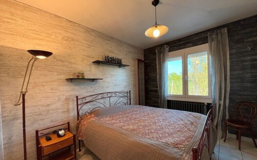 Maison 5 pièces, 4 chambres avec garage
