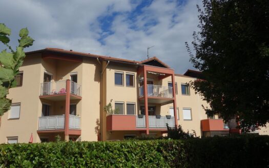 Quartier de l’ovalie à Sassenage. Appartement T4 traversant- 96 m2