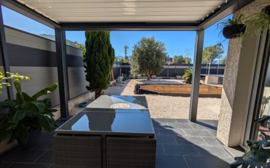 Superbe Villa Trois Faces Avec Piscine