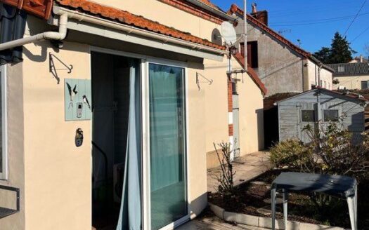 Maison de ville à vendre (avec jardin, terrasse extérieure couverte, véranda)