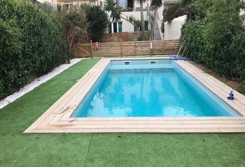 Maison de ville rénovée avec jardin, terrasse, piscine, parking