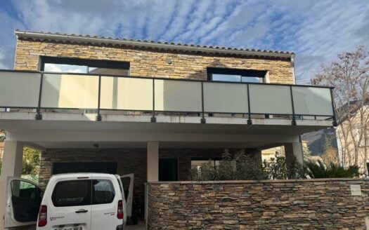 Maison individuelle 106m2 avec garage proche de toutes commodités