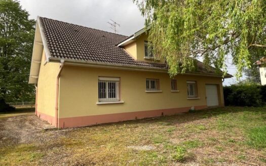 Montrevel centre villa 5 chambres