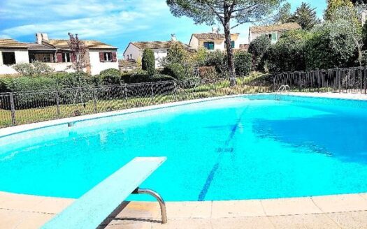 Villa 4 chambres piscine Calme