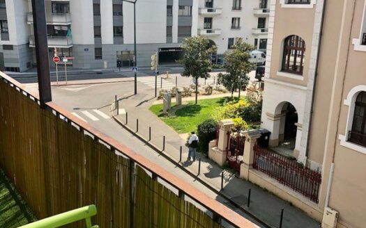 Appart plein centre ville 70m2+parking