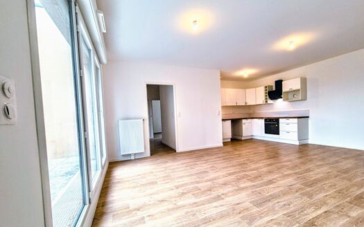 Très bel Appartement T5 Neuf de 92 m², avec 4 chambres, 1 Terrasse plein ciel et 1 Parking s/so