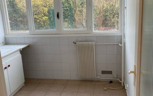 1/3  Appartement Les Clayes sous bois