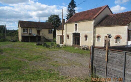 IDÉAL PROJET PROFESSIONNEL – Ensemble immobilier atypique sur 7 hectares