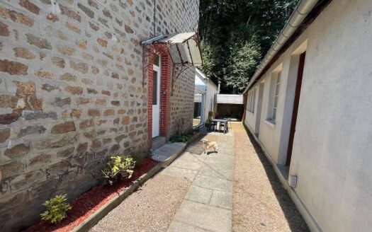 Maison familiale de caractère ou idéal investisseur
