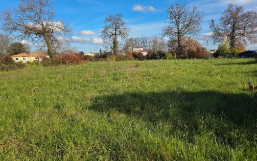 Maison neuve 5 pièces 114m2, livrée clé en main sur terrain de 863m2, en construction