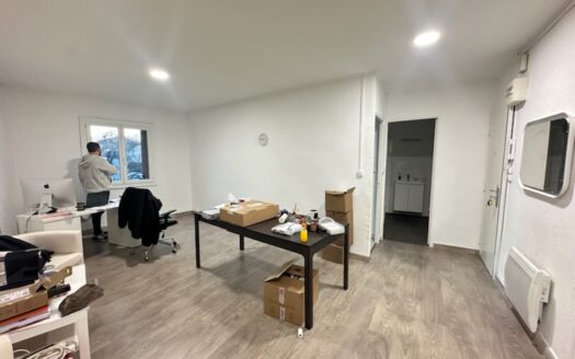 Appartement T3 – 1er étage dans un immeuble ancien